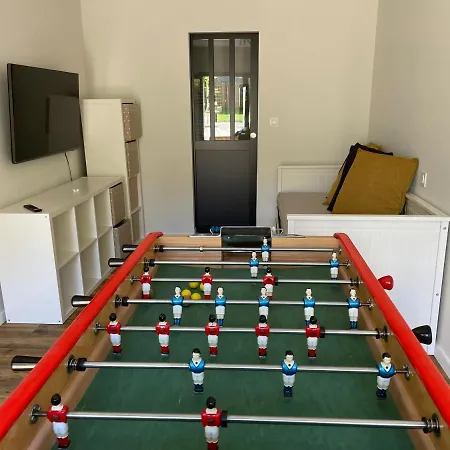 La Luciole Piscine Interieure