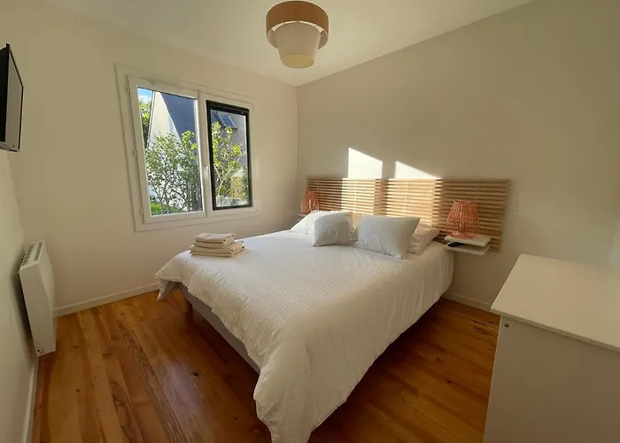 La Luciole Piscine Interieure